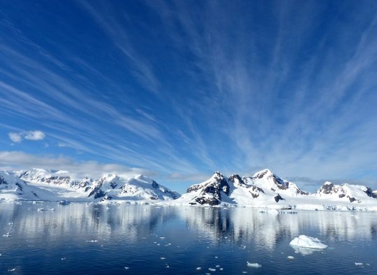 Antarctique - Péninsule Antarctique - Ski voile
