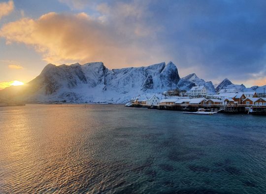 Fugue hivernale en raquettes dans les îles Lofoten - Les matins du monde